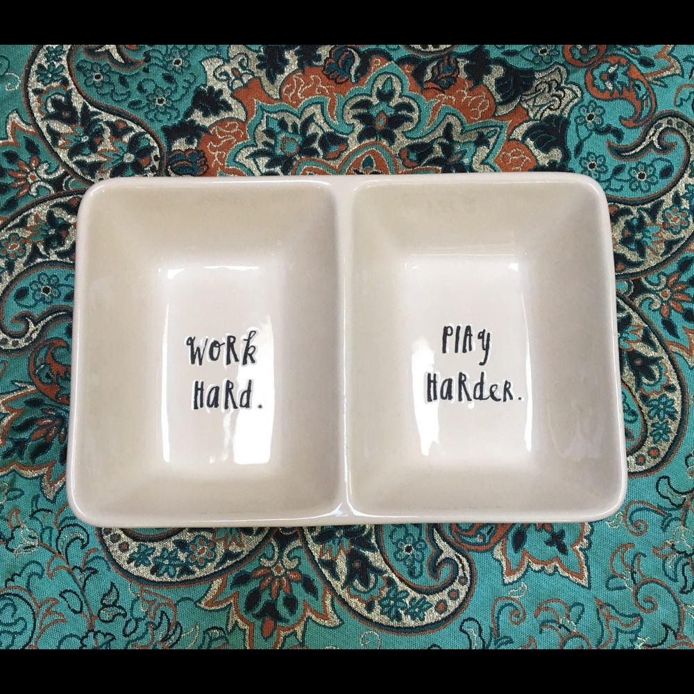 Rae Dunn Dish / Tray